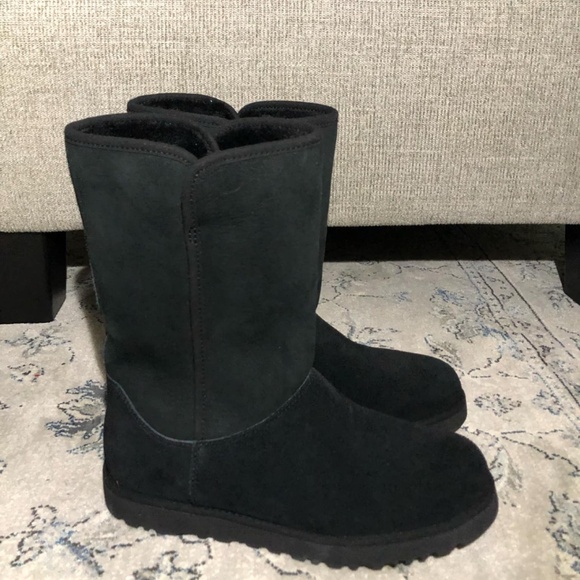 UGG Michelle Boots Shearling Mid Calf in Black - Picture 5 of 7